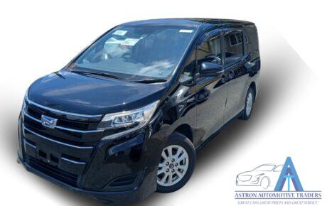 Toyota Noah  '2018